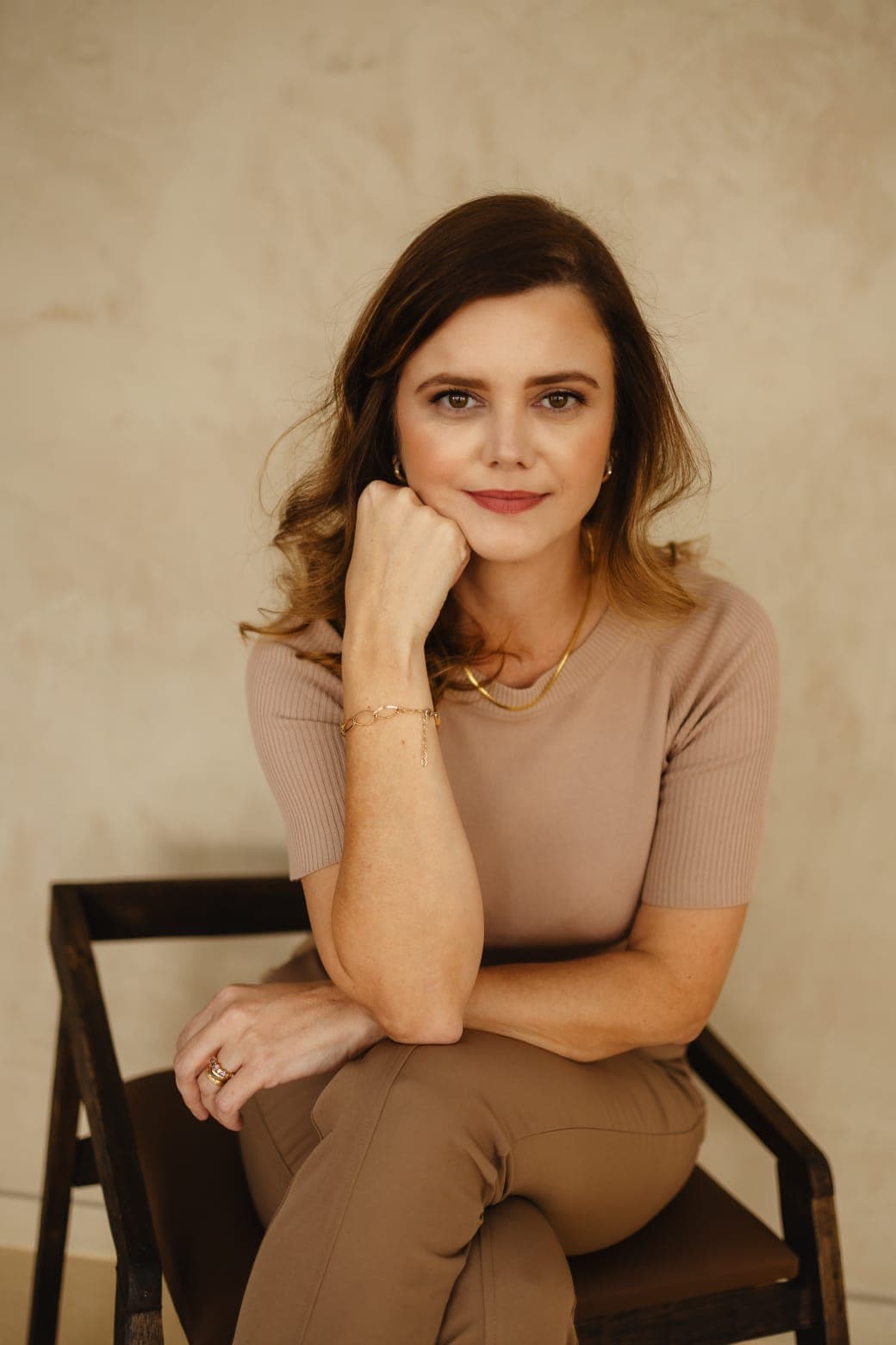 Nutricionista Hellen Vale, especialista em nutrição bariátrica e metabólica